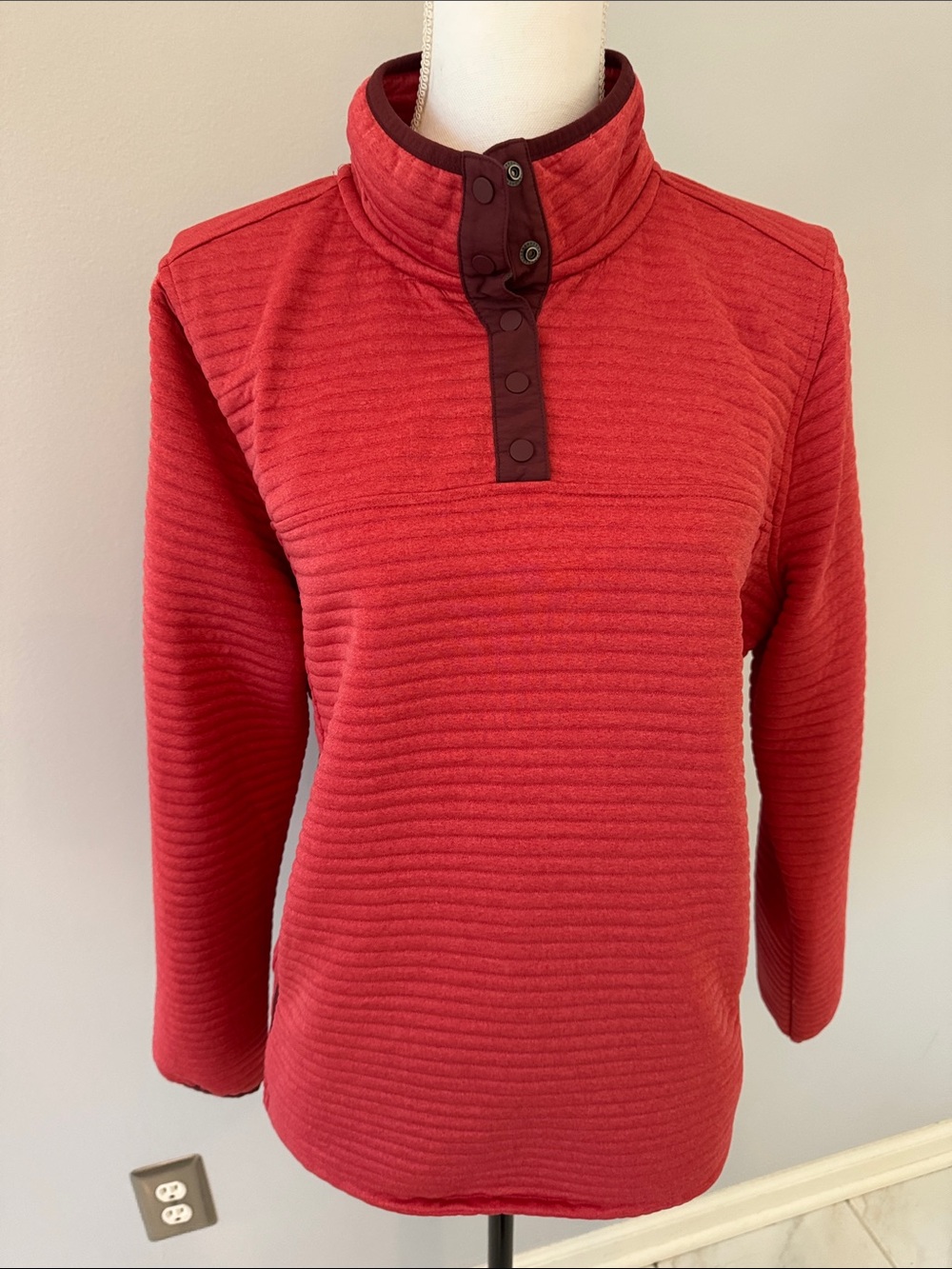 L.L. Bean Airlight Pullover